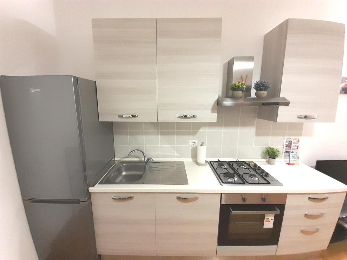 Dietro Piazza Appartement Ascoli Piceno Buitenkant foto